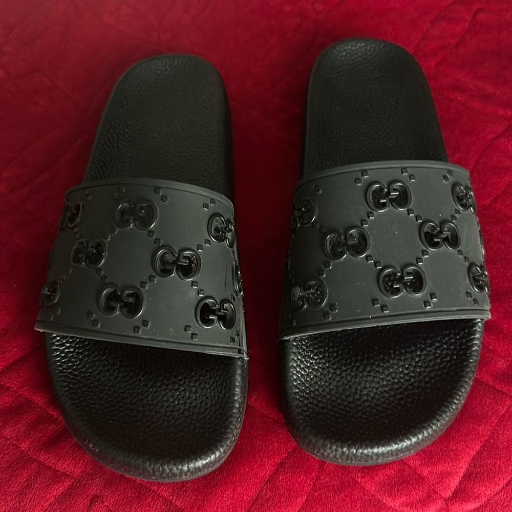 Black GG slides
